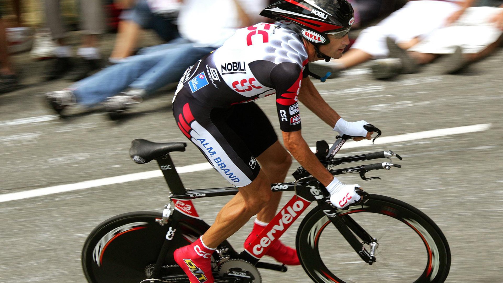 快船阵容磨合提升,末节表现堪称完美,快船阵容强大